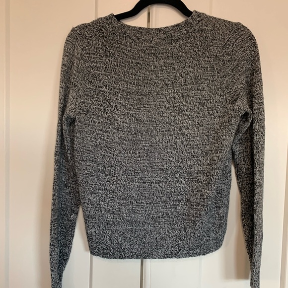Divided H&M Sweater - Picture 2 of 3